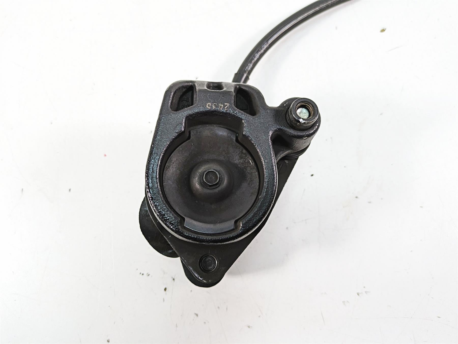 2006 Harley Softail FXSTSI Springer Front Brake Caliper & Oem Line 44077-88F {{ shop.shopifyCountryName }} - Mototech271