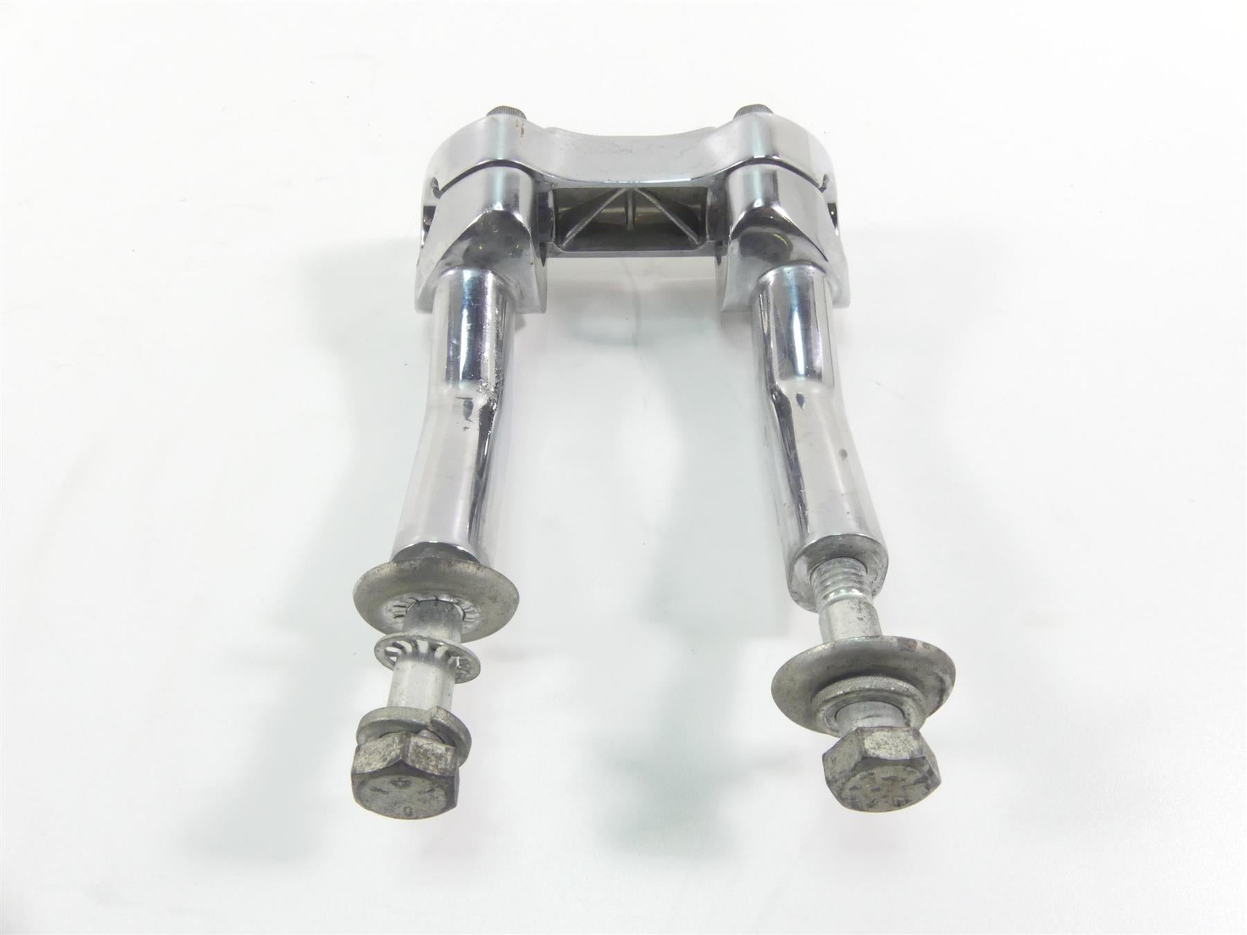 1999 Harley Dyna FXDL Low Rider Handlebar 4.5" Riser Holder Clamps 56119-77A {{ shop.shopifyCountryName }} - Mototech271