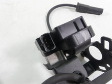 Load image into Gallery viewer, 2015 Victory Cross Country 8 Ball Ignition Coil &amp; Mount Bracket 4010425 2876049 | Mototech271
