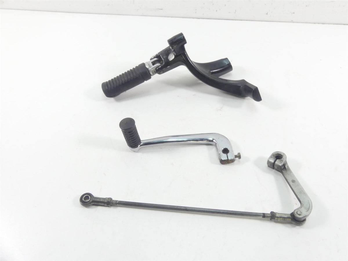 2019 Harley Softail FLSB Sport Glide Left Foot Peg & Shifter 33600134 33600179 {{ shop.shopifyCountryName }} - Mototech271