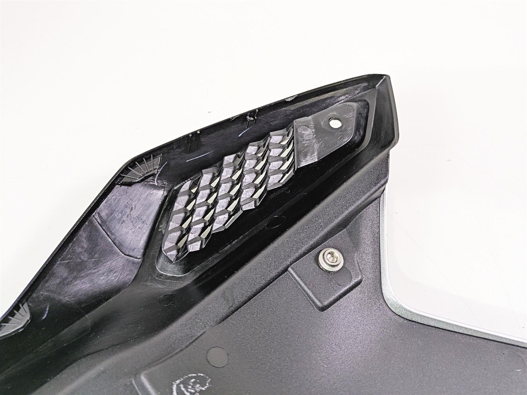 2019 BMW G310GS K02 Left Main Cover Fairing Emblem Set 46638560417 {{ shop.shopifyCountryName }} - Mototech271