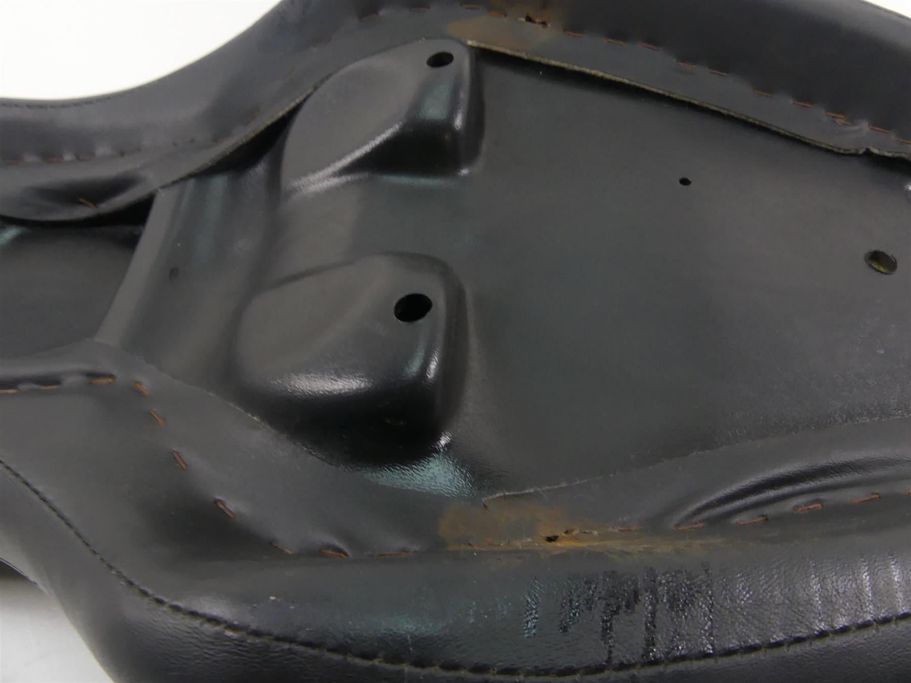 2003 Harley Sportster XL1200 C 100th Anniv Dual Seat Saddle Set 51041-03 {{ shop.shopifyCountryName }} - Mototech271