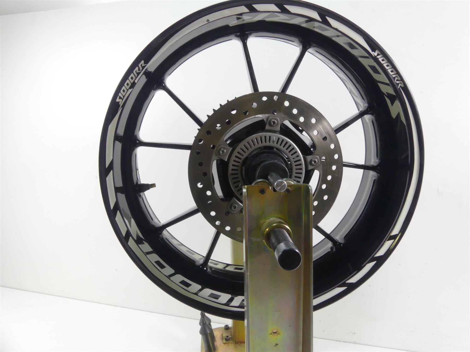 2018 BMW S1000RR K46 Straight Rear Cast Wheel Rim 6x17 36318556001
