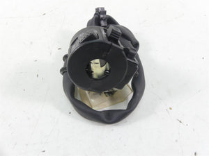 2021 Honda CBR600RR Left Hand Turn Signal Lights Control Switch 35200-MJC-A01 | Mototech271