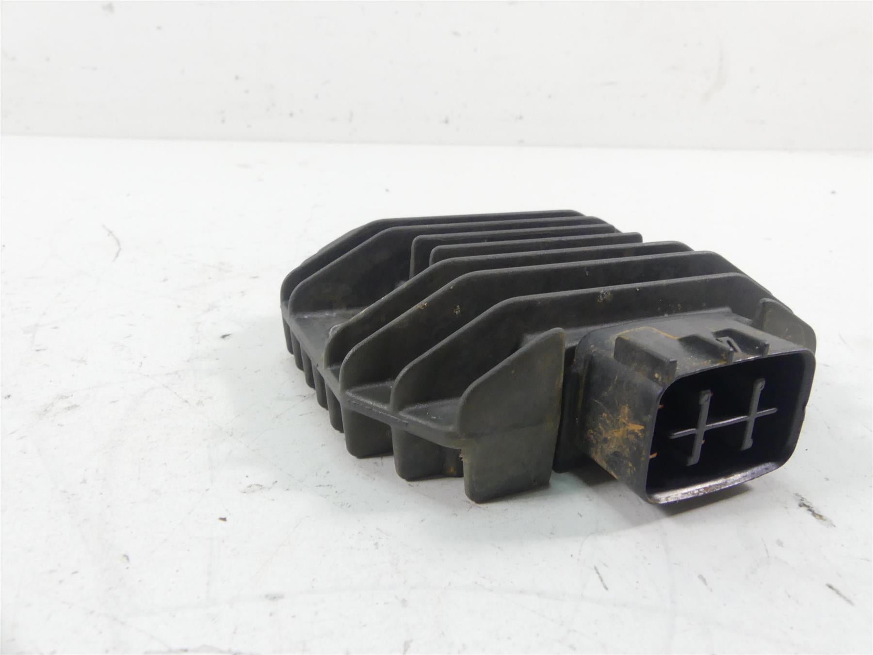 2020 Yamaha YFM 700 Raptor Rectifier Voltage Regulator 5BN-81960-00-00 SH650D-11 {{ shop.shopifyCountryName }} - Mototech271