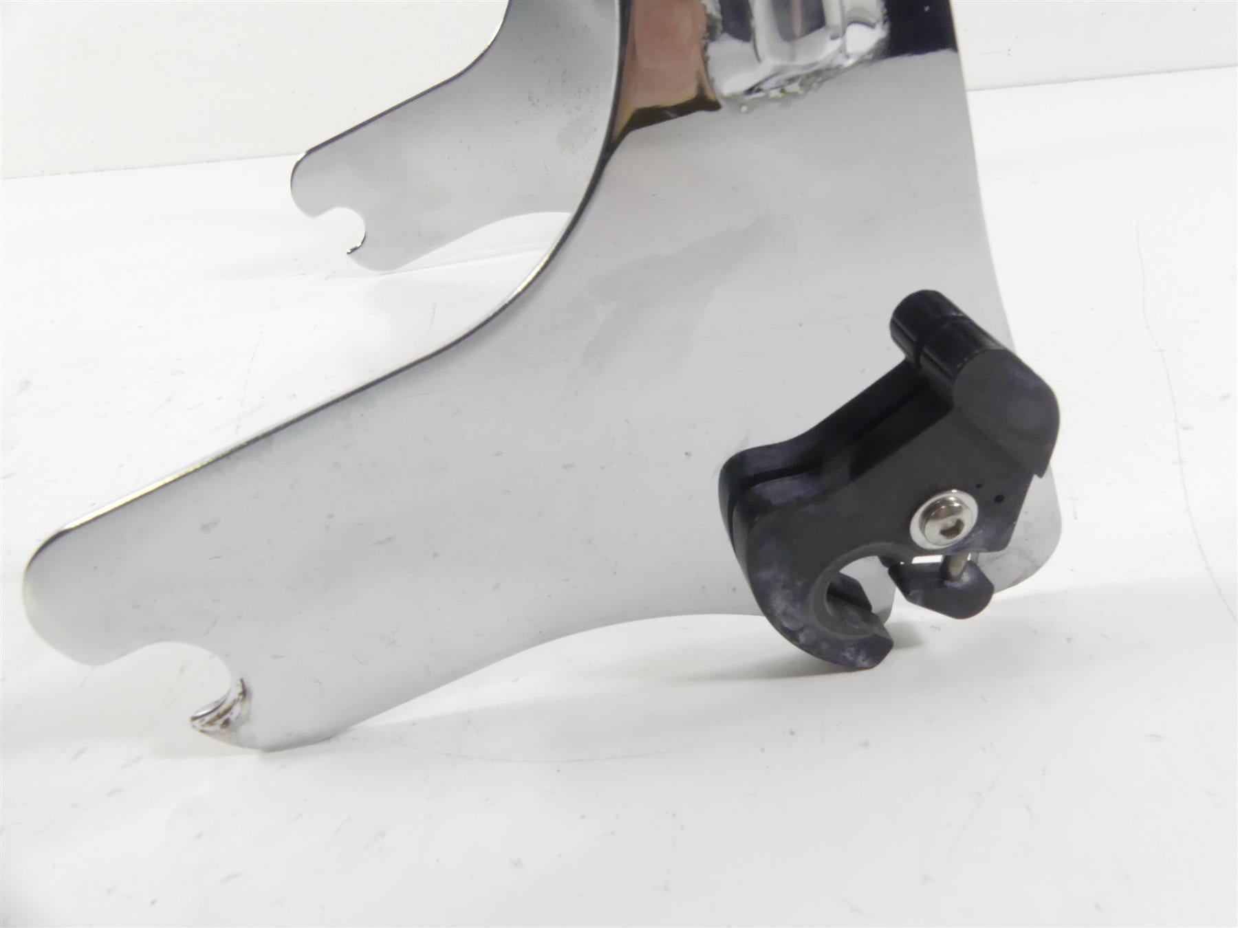 2007 Harley Touring FLHR SE CVO Road King Passenger Backrest Mount 52408-07A {{ shop.shopifyCountryName }} - Mototech271
