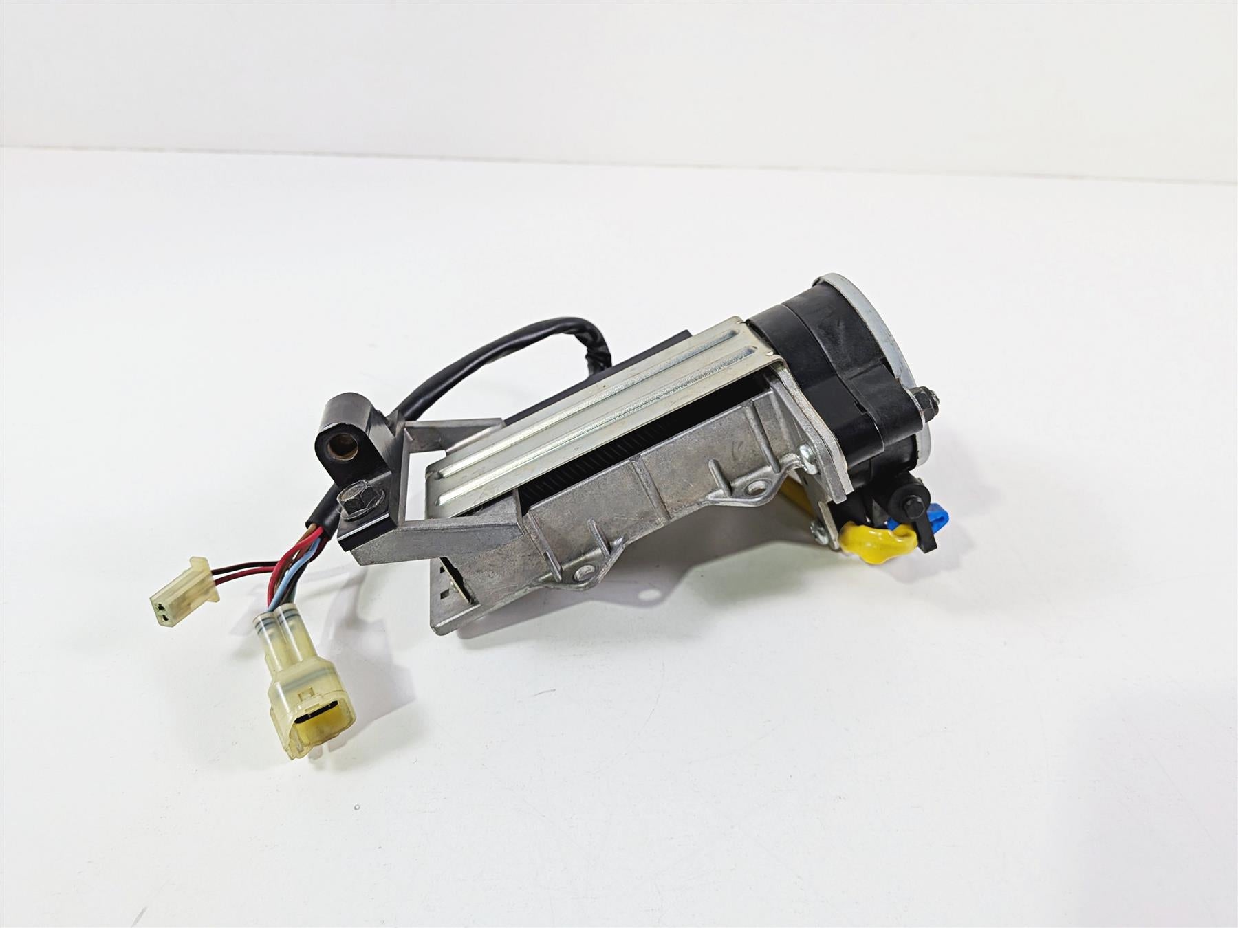 2013 Victory Vision Tour Windshield Adjuster Tilt Motor 4011815 {{ shop.shopifyCountryName }} - Mototech271