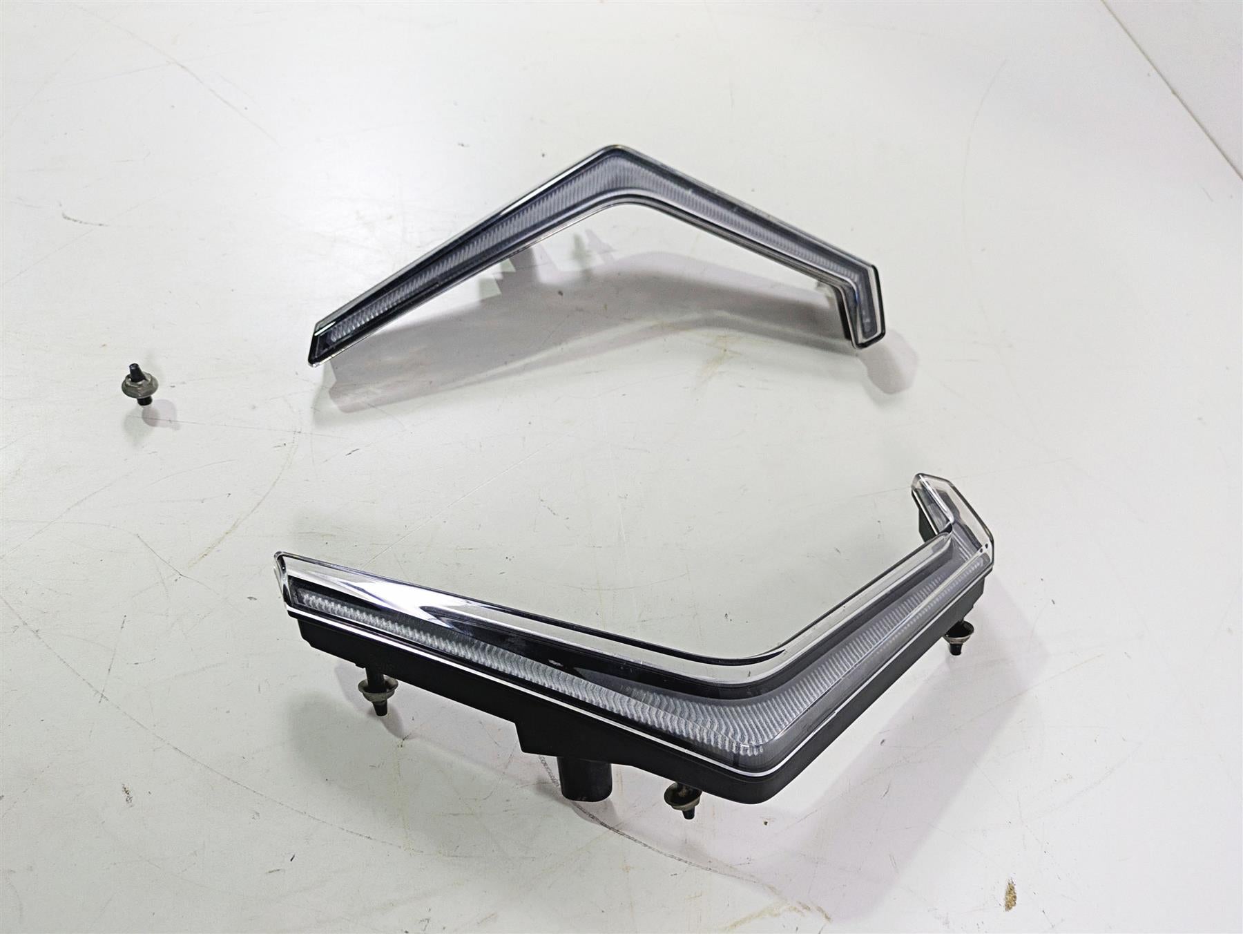 2021 Polaris RZR1000 XP Premium Front Accent Lights Set - Read 2414087 2414088 {{ shop.shopifyCountryName }} - Mototech271