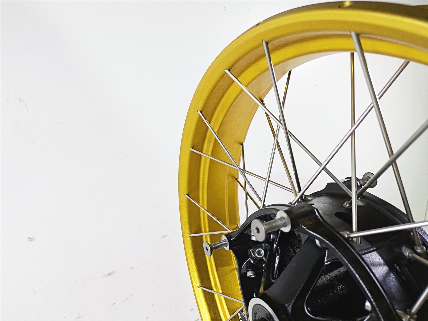 2021 BMW R1250GS K51 Adv Front Spoke Wheel Rim 19x3 Gold 36318404330 {{ shop.shopifyCountryName }} - Mototech271