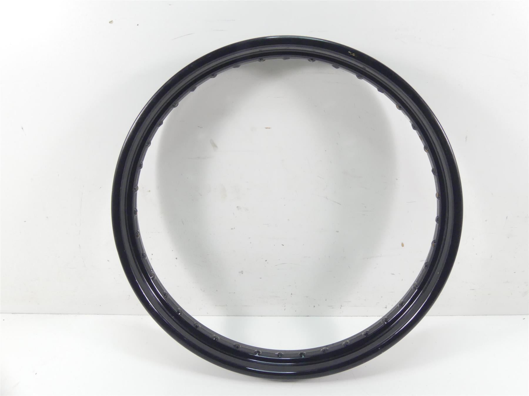 2010 Harley FXDWG Dyna Wide Glide Front Wheel Rim 21x2.15 41325-10 {{ shop.shopifyCountryName }} - Mototech271