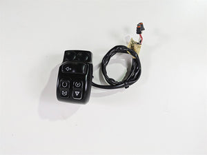 2016 Harley Touring FLHR Road King  Right Hand Control Switch 71500127C