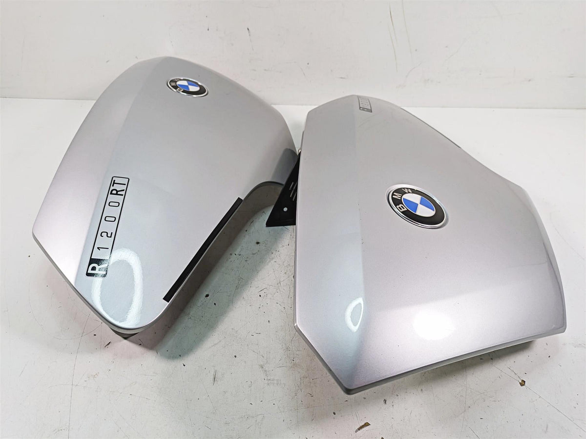 2007 BMW R1200RT K26 Upper Side Emblem Panel Set 46637682941 46637682942 {{ shop.shopifyCountryName }} - Mototech271