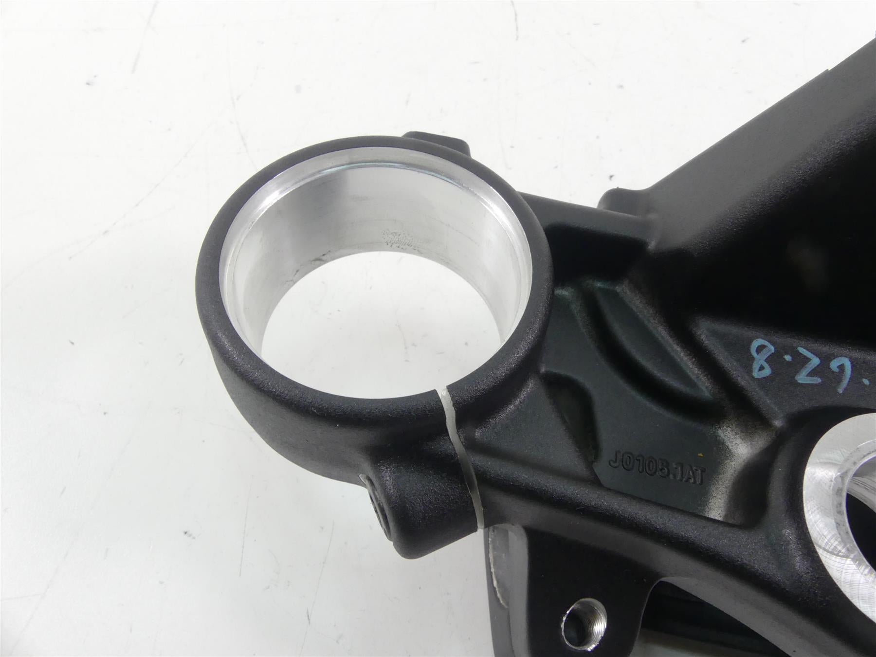2009 Buell 1125 CR Upper Triple Tree Steering Clamp J0105.1AT {{ shop.shopifyCountryName }} - Mototech271