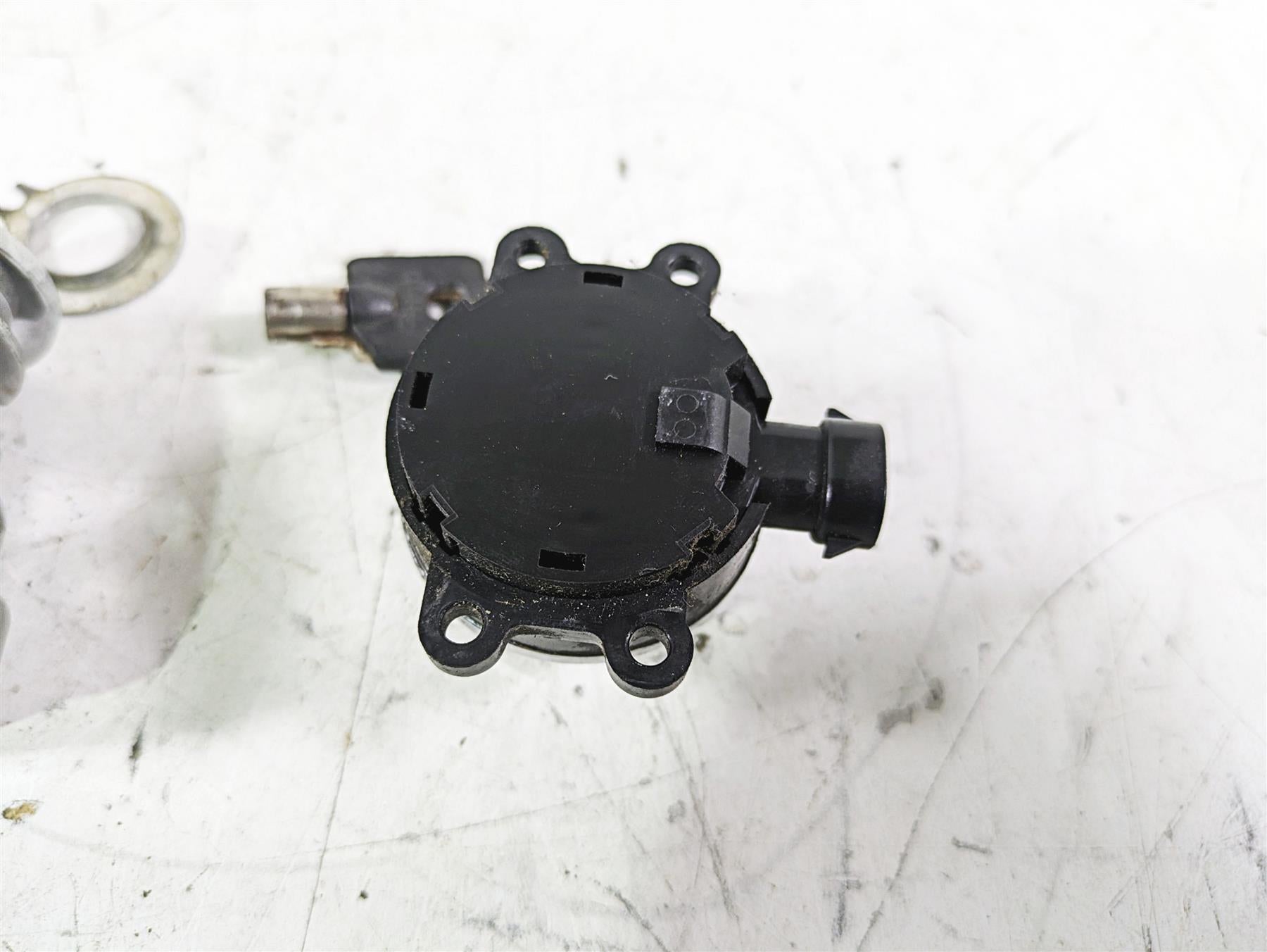 2013 Harley FXDWG Dyna Wide Glide Ignition Switch + Steering Lock