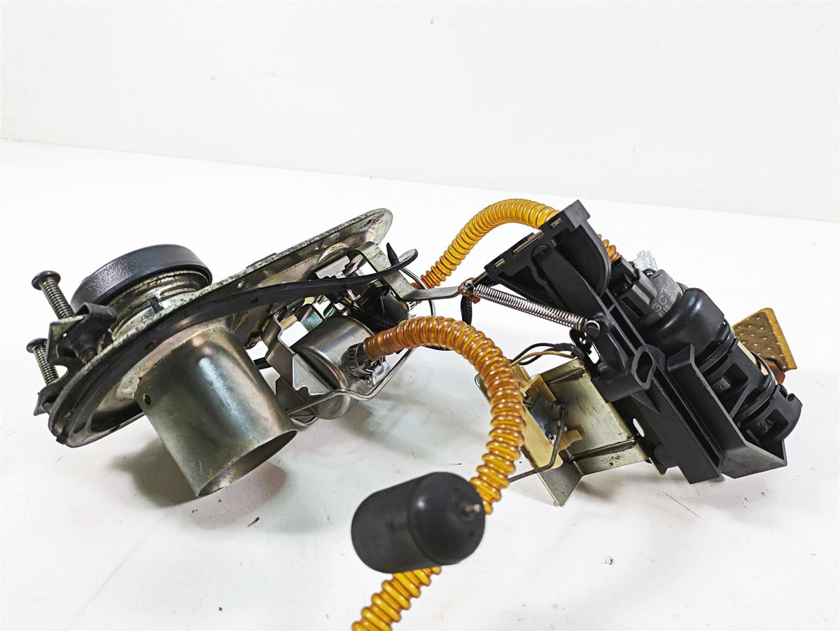 2005 Harley Touring FLHTCUI Electra Glide Fuel Gas Petrol Pump & Sender 75126-02 {{ shop.shopifyCountryName }} - Mototech271