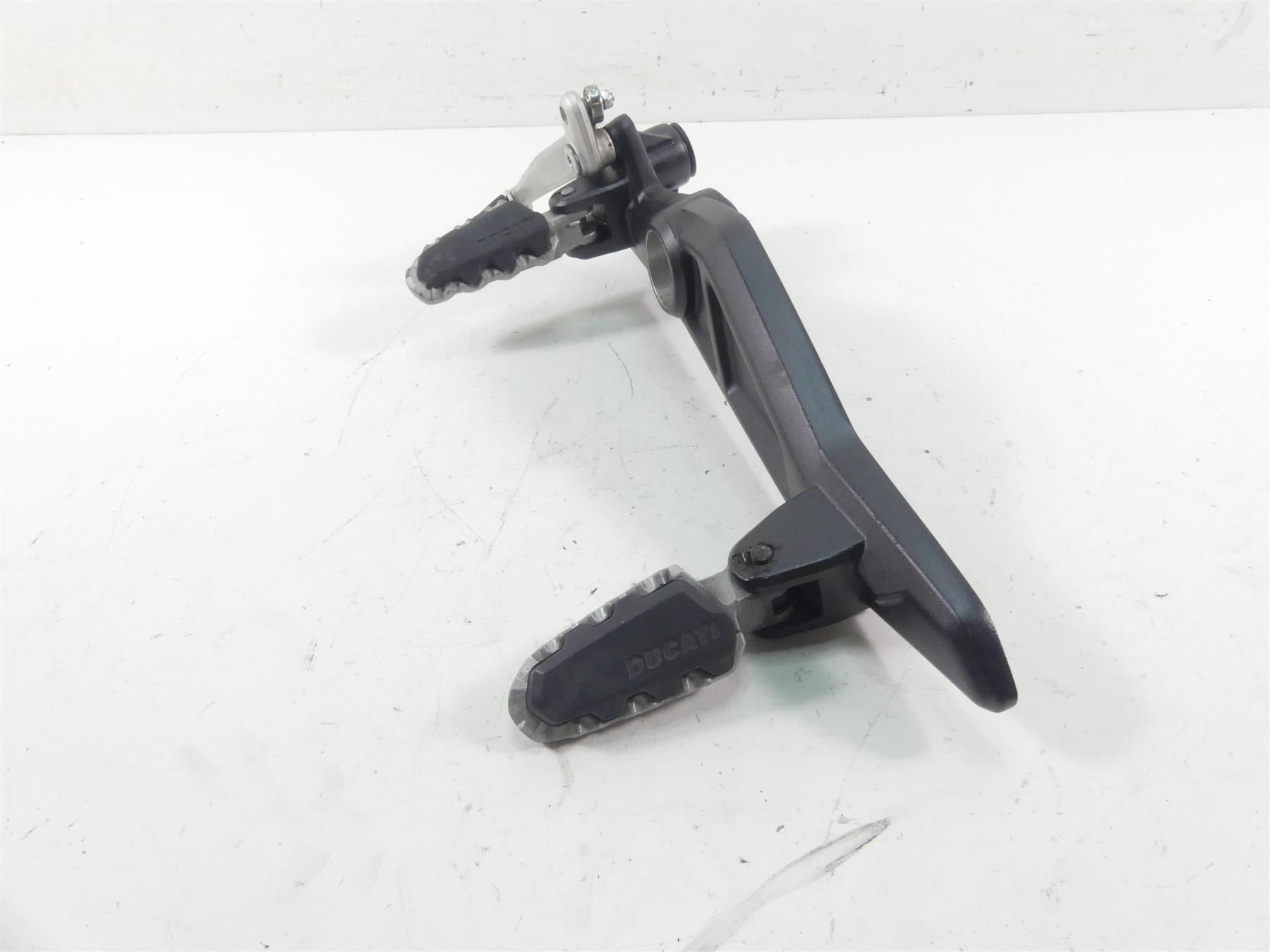 2018 Ducati Hypermotard 939 SP Left Footpegs + Mount & Shifter 82412111AA {{ shop.shopifyCountryName }} - Mototech271