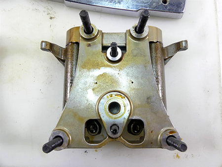 2007 Harley Touring FLHRC Road King Valve Cover Rocker Arms Set 17571-99 {{ shop.shopifyCountryName }} - Mototech271