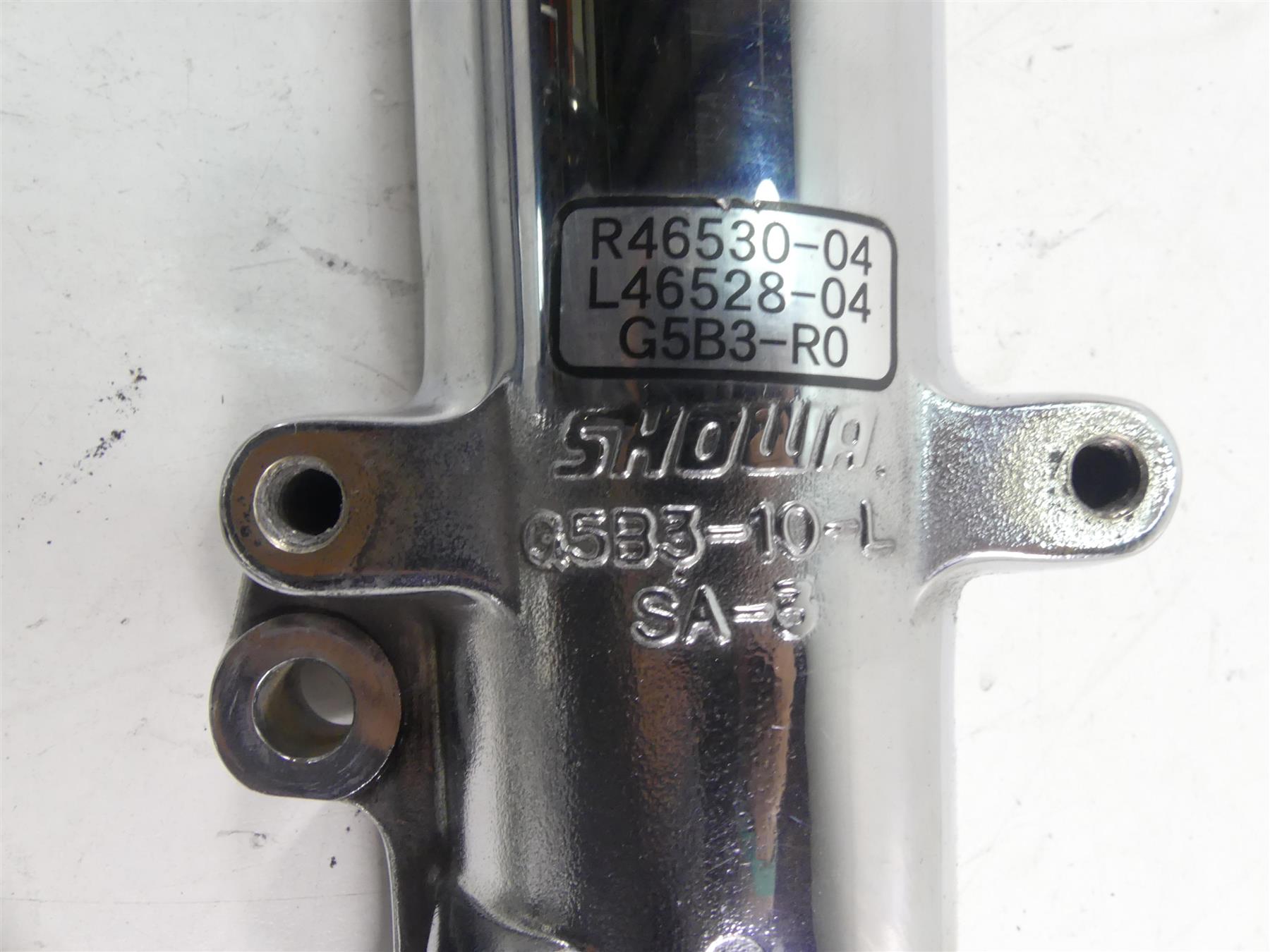 2005 Harley Touring CVO FLHTCSE Electra Glide 41mm Chrome Dual Brake Fork Legs {{ shop.shopifyCountryName }} - Mototech271