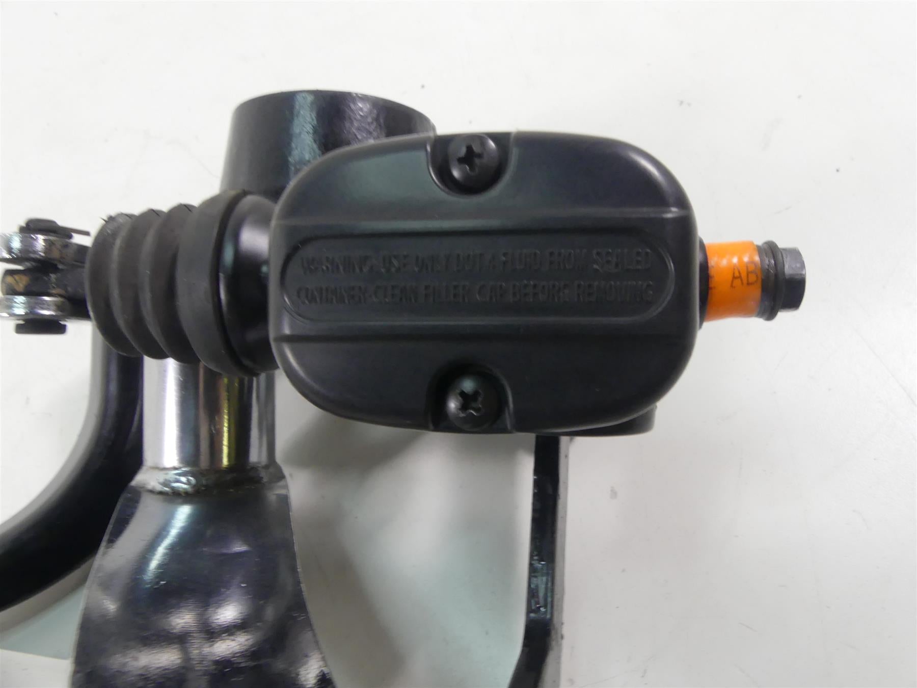 2014 Harley Touring FLHXS Street Glide Sp Right Front Rider Floor Board 50518-09 {{ shop.shopifyCountryName }} - Mototech271