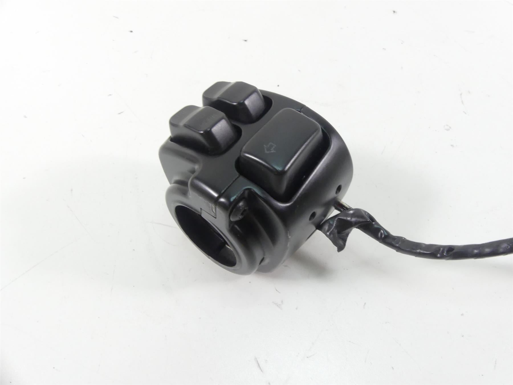 2015 Harley FLS Softail Slim Left Hand Light Control Switch 72949-12 {{ shop.shopifyCountryName }} - Mototech271
