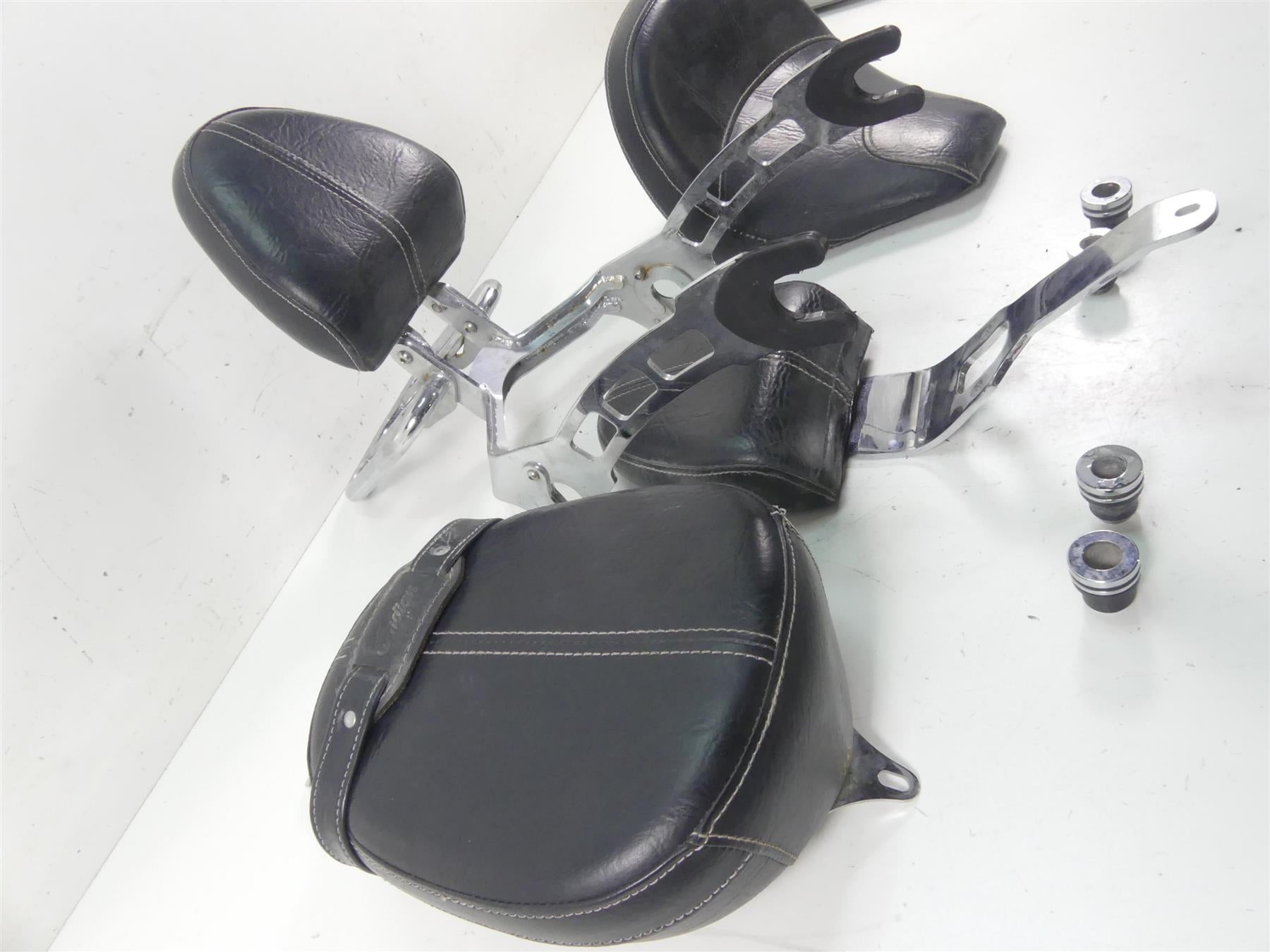 2018 Indian Scout Sixty Front Rear Seat Saddle Backrest Sissy Bar Set 7185076 {{ shop.shopifyCountryName }} - Mototech271