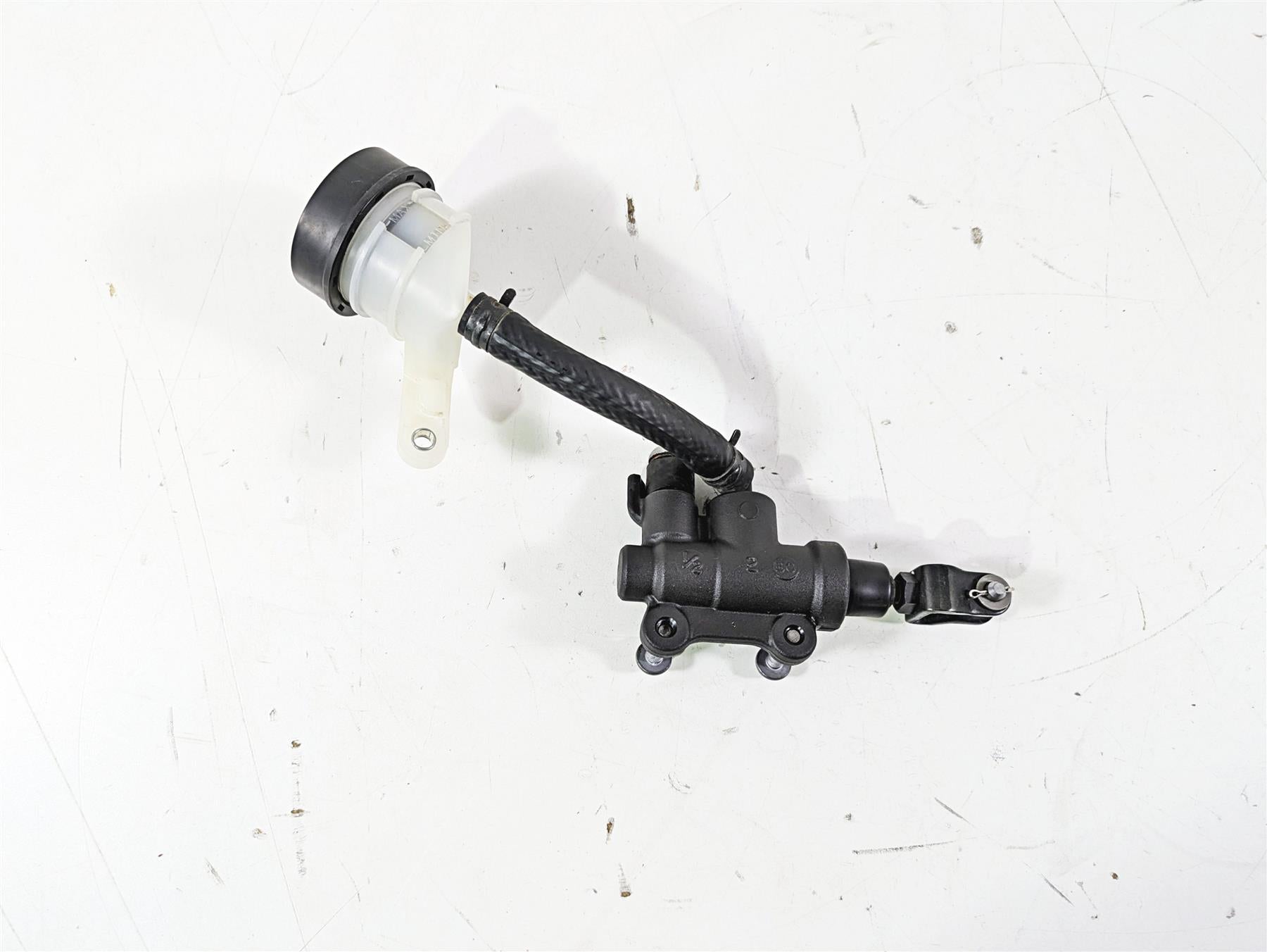 2016 BMW R1200GS GSW K50 Rear Brake Master Cylinder 1/2" Nissin 34318522398 {{ shop.shopifyCountryName }} - Mototech271