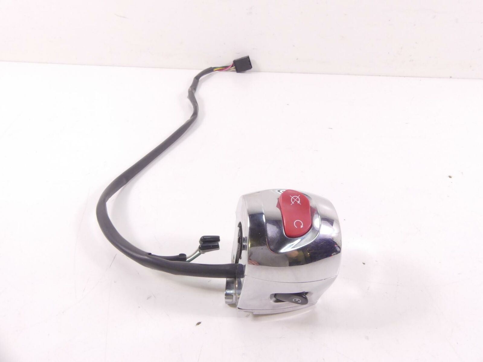 2010 Victory Vision Tour Right Hand Start Kill Chrome Control Switch 4011357 {{ shop.shopifyCountryName }} - Mototech271