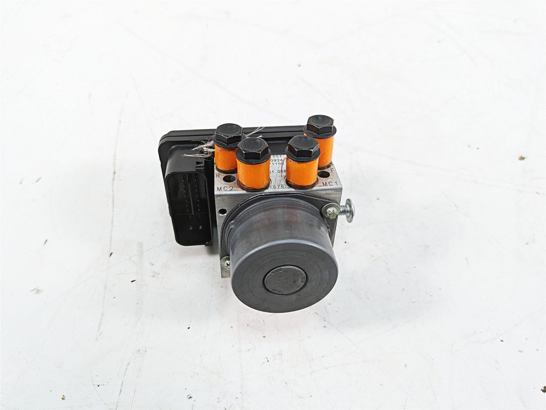 2016 Ducati Panigale 1299 S Abs Brake Pump Unit Module 54240581B 54240571B {{ shop.shopifyCountryName }} - Mototech271