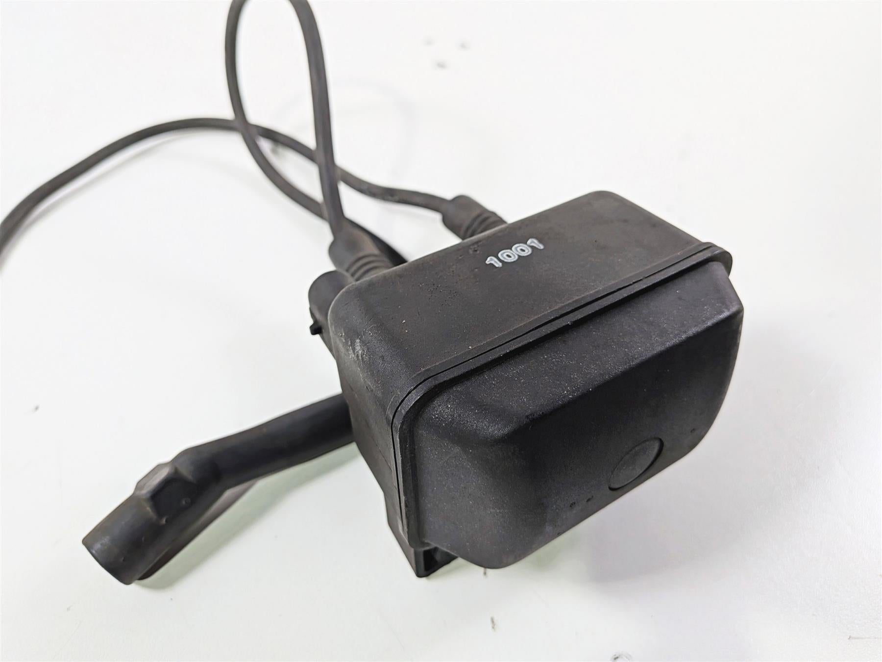 2001 Harley FLHRCI Road King Ignition Coil & Wires & Plugs 31639-99 {{ shop.shopifyCountryName }} - Mototech271