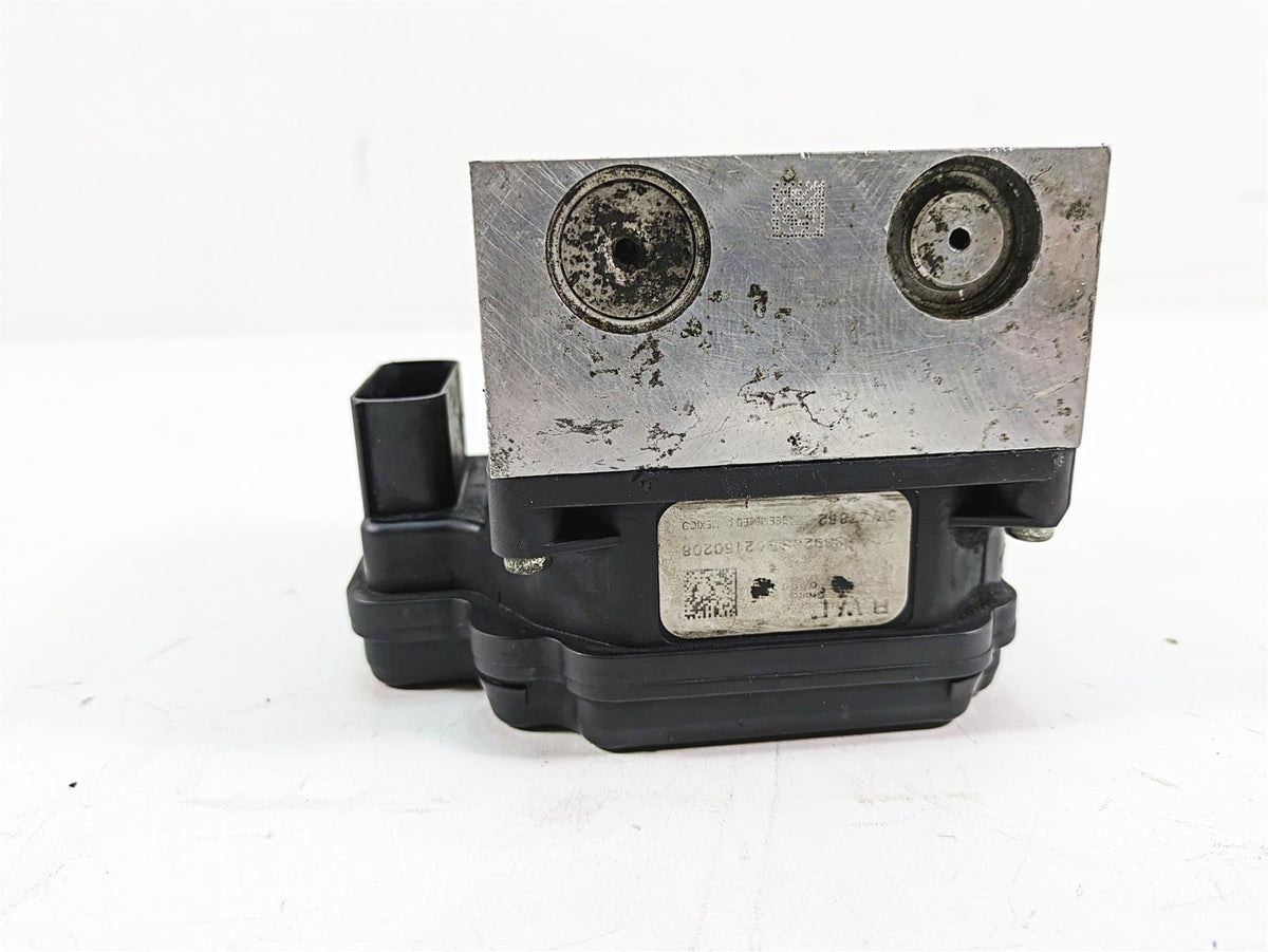 2011 Harley Touring FLTRU Road Glide Abs Brake Pump Unit Module 40601-08A {{ shop.shopifyCountryName }} - Mototech271