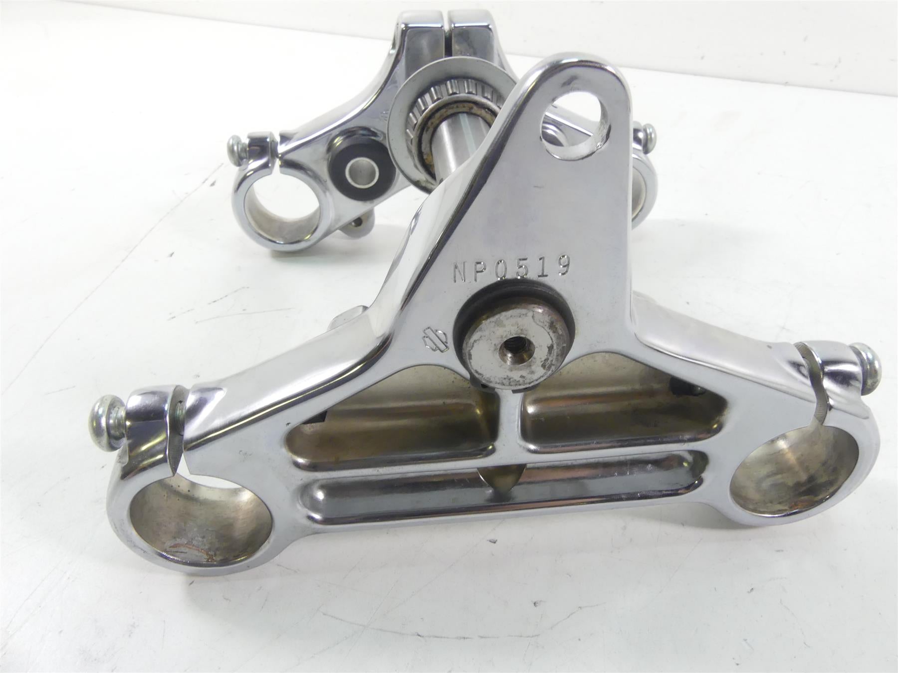 2000 Harley Dyna FXR4 CVO Super Glide Upper Lower Triple Tree Set 46183-99 {{ shop.shopifyCountryName }} - Mototech271
