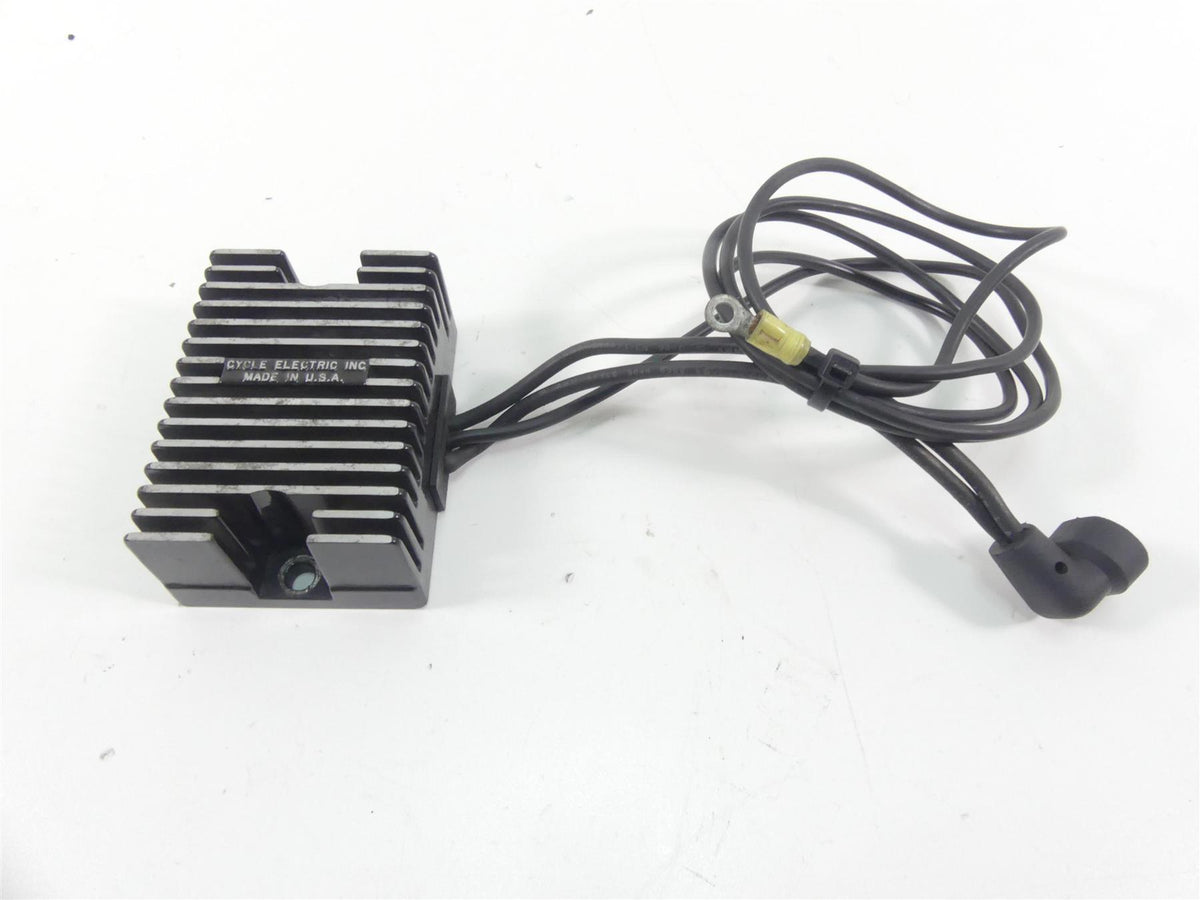1995 Harley Touring FLHTCU Electra Glide Rectifier Voltage Regulator 74519-88B {{ shop.shopifyCountryName }} - Mototech271
