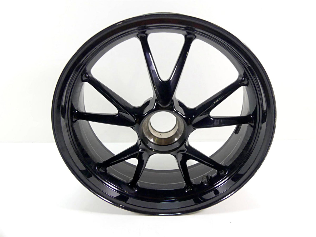 2022 Triumph Speed Triple 1200 RS Straight Rear Wheel Rim 17x 6 WFMG T2011093 {{ shop.shopifyCountryName }} - Mototech271