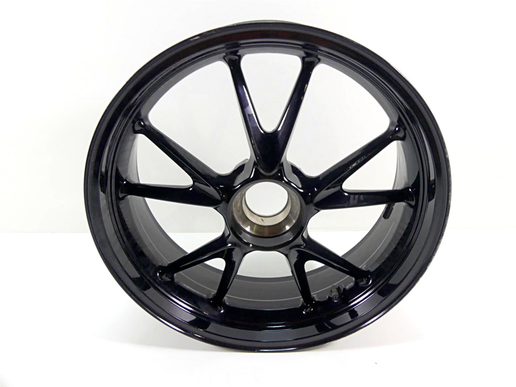 2022 Triumph Speed Triple 1200 RS Straight Rear Wheel Rim 17x 6 WFMG T2011093