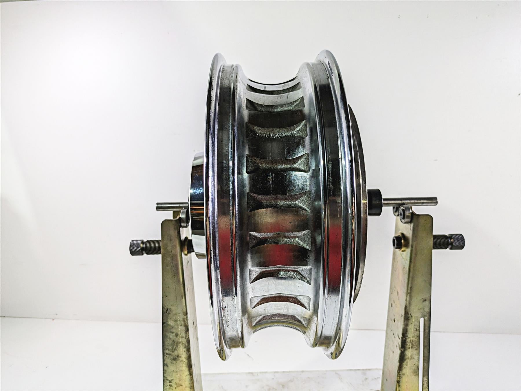 2010 Harley Touring FLHTK Electra Glide 16x5 Rear Wheel Rim 42196-10 {{ shop.shopifyCountryName }} - Mototech271
