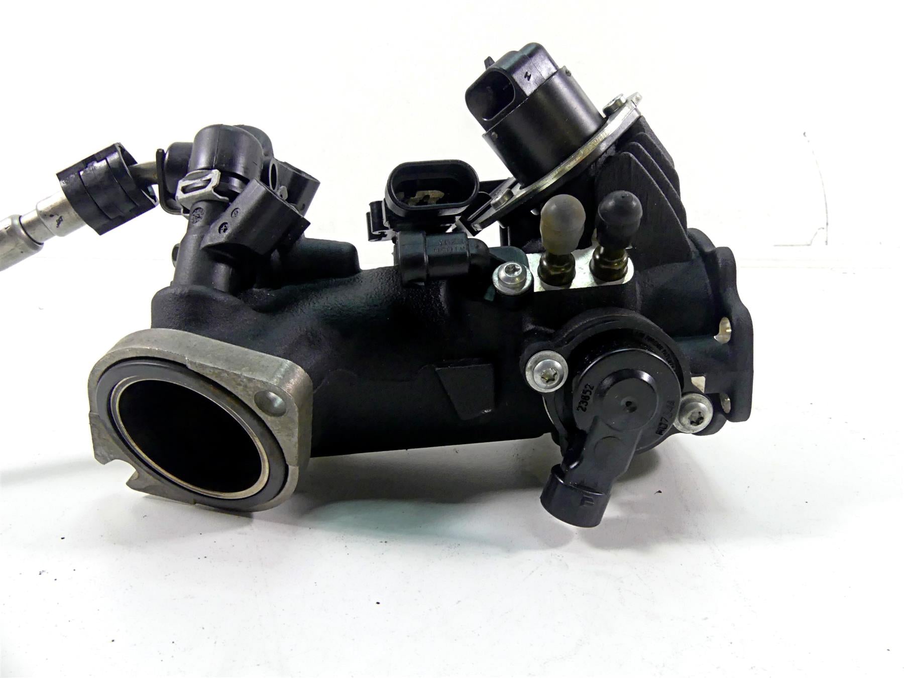 2014 Harley FXDL Dyna Low Rider Throttle Body Fuel Injectors 27708-06B 27708-10A {{ shop.shopifyCountryName }} - Mototech271