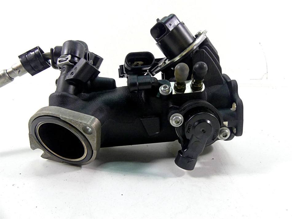 2014 Harley FXDL Dyna Low Rider Throttle Body Fuel Injectors 27708-06B 27708-10A {{ shop.shopifyCountryName }} - Mototech271