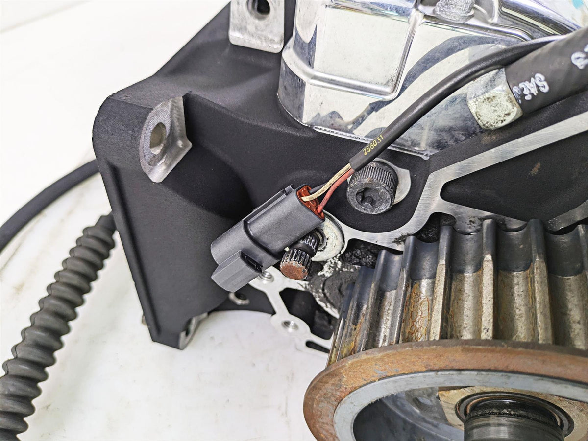 2004 Harley Softail FLSTF Fat Boy 5-Speed Transmission Gear Box 33007-04 {{ shop.shopifyCountryName }} - Mototech271