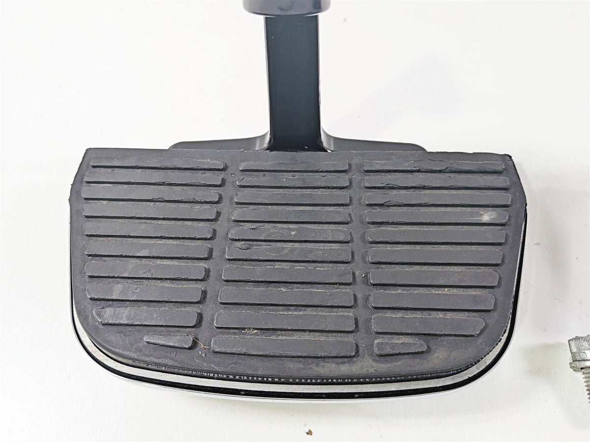 2004 Harley Touring FLTRI Road Glide Rear Passenger Floor Board Set 52719-93B-Mototech271