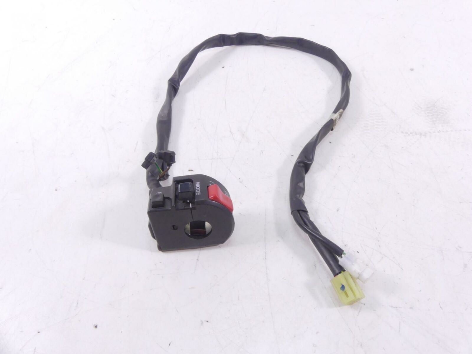 2012 Yamaha XT1200 Super Tenere Right Control Switch Start Kill Mode 23P-83963-0 {{ shop.shopifyCountryName }} - Mototech271
