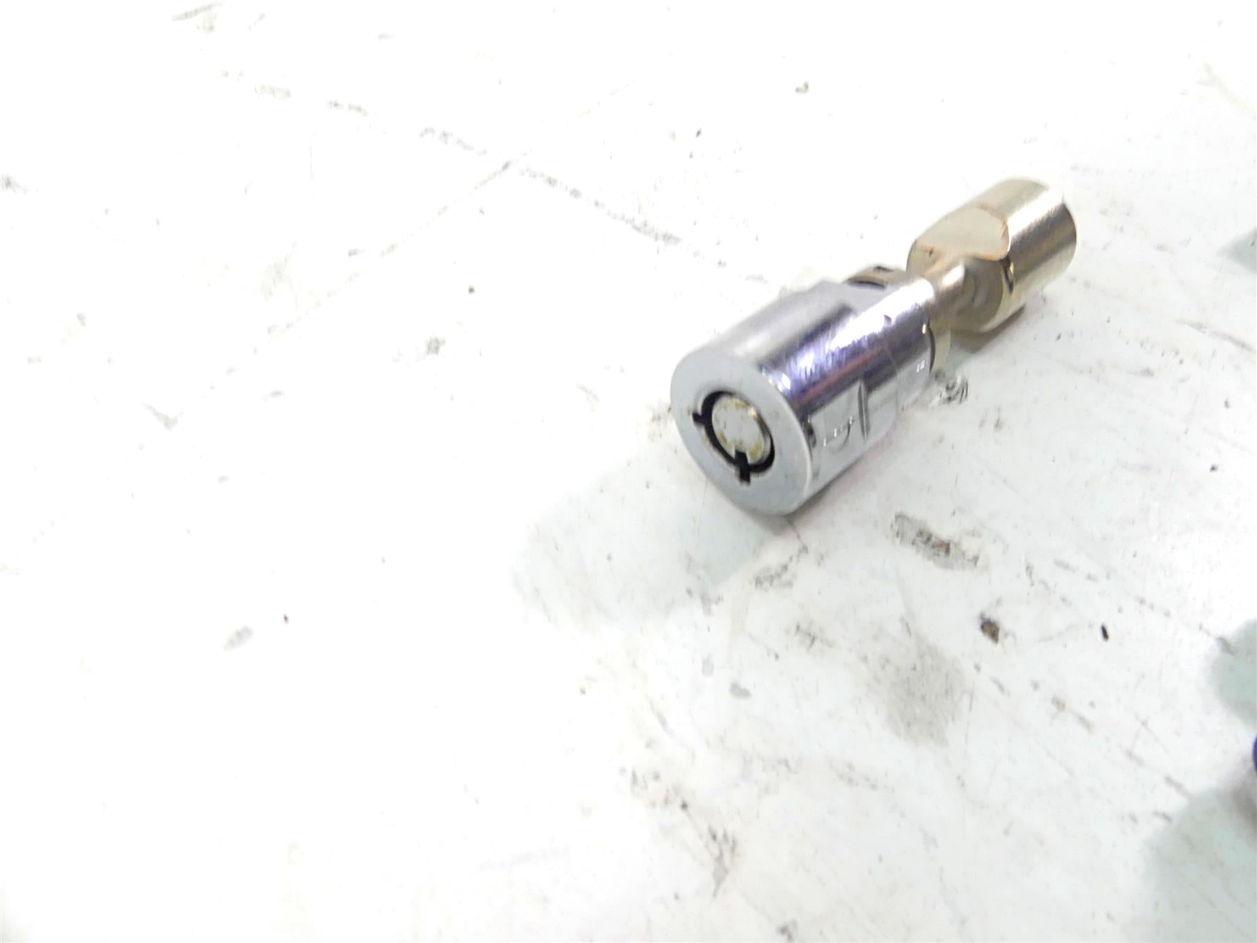 2006 Harley Softail FXSTSI Springer Ignition Switch Key Steering Lock 71450-04 {{ shop.shopifyCountryName }} - Mototech271