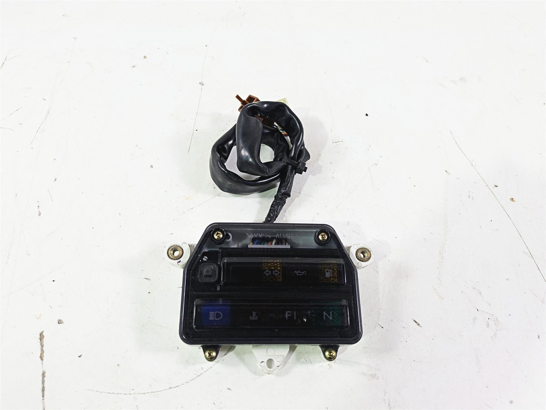 2002 Honda V-Twin VTX1800 C Indicator Instrument Light Box 37600-MCH-672 | Mototech271