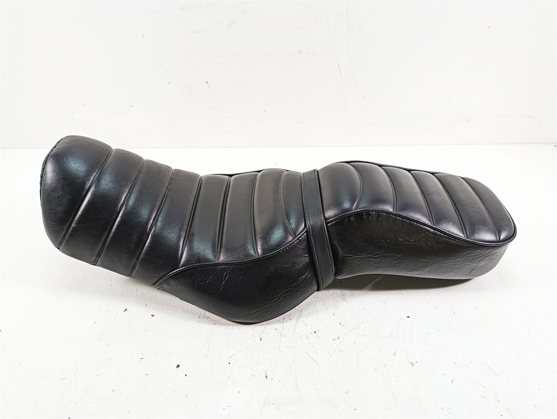 2017 Harley XL883 N Sportster Iron Driver Rider Duo Seat Saddle 52000195 {{ shop.shopifyCountryName }} - Mototech271