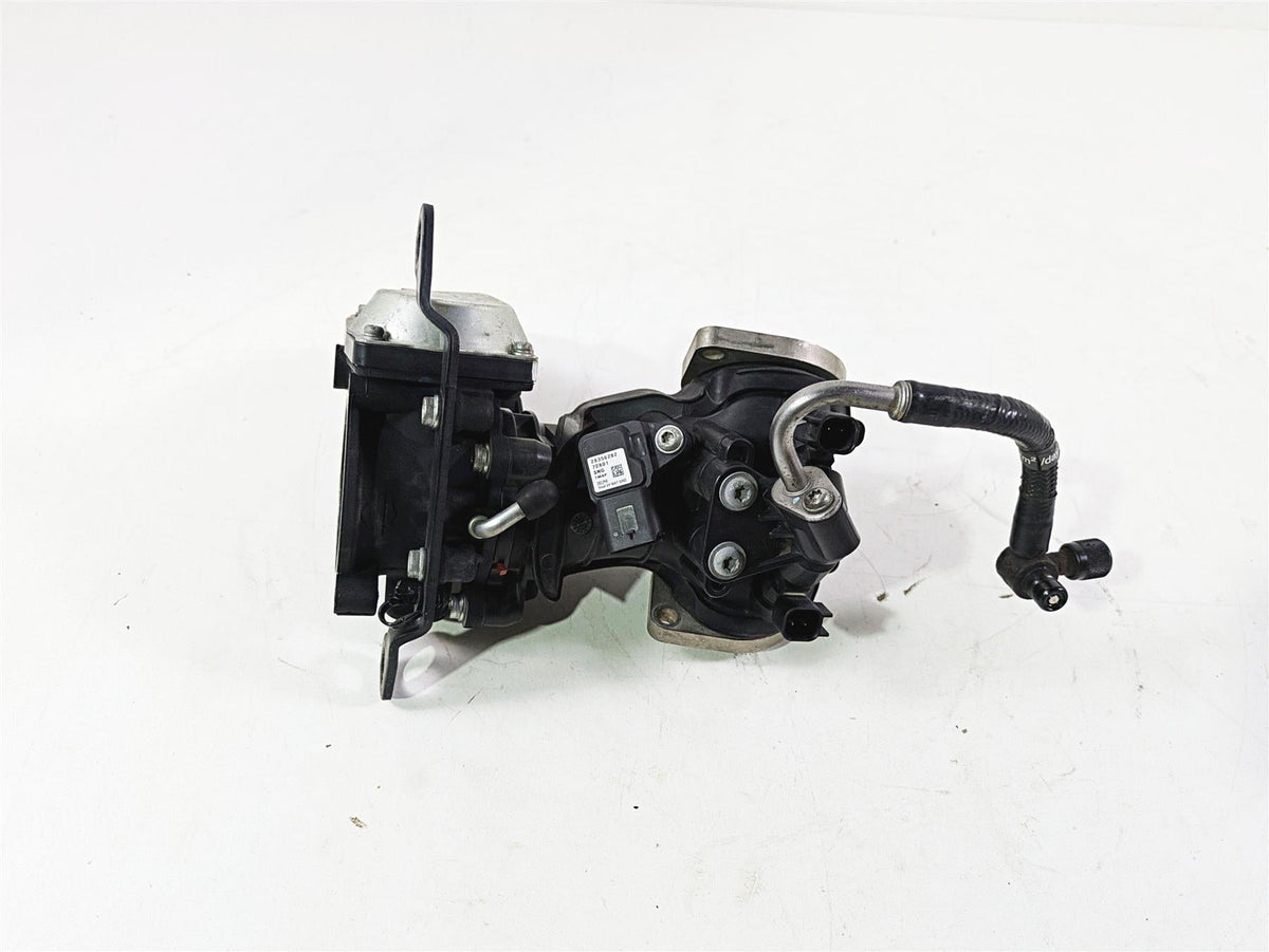2018 Harley FXBR Softail Breakout Throttle Body Intake Set 27200038 27300122 {{ shop.shopifyCountryName }} - Mototech271