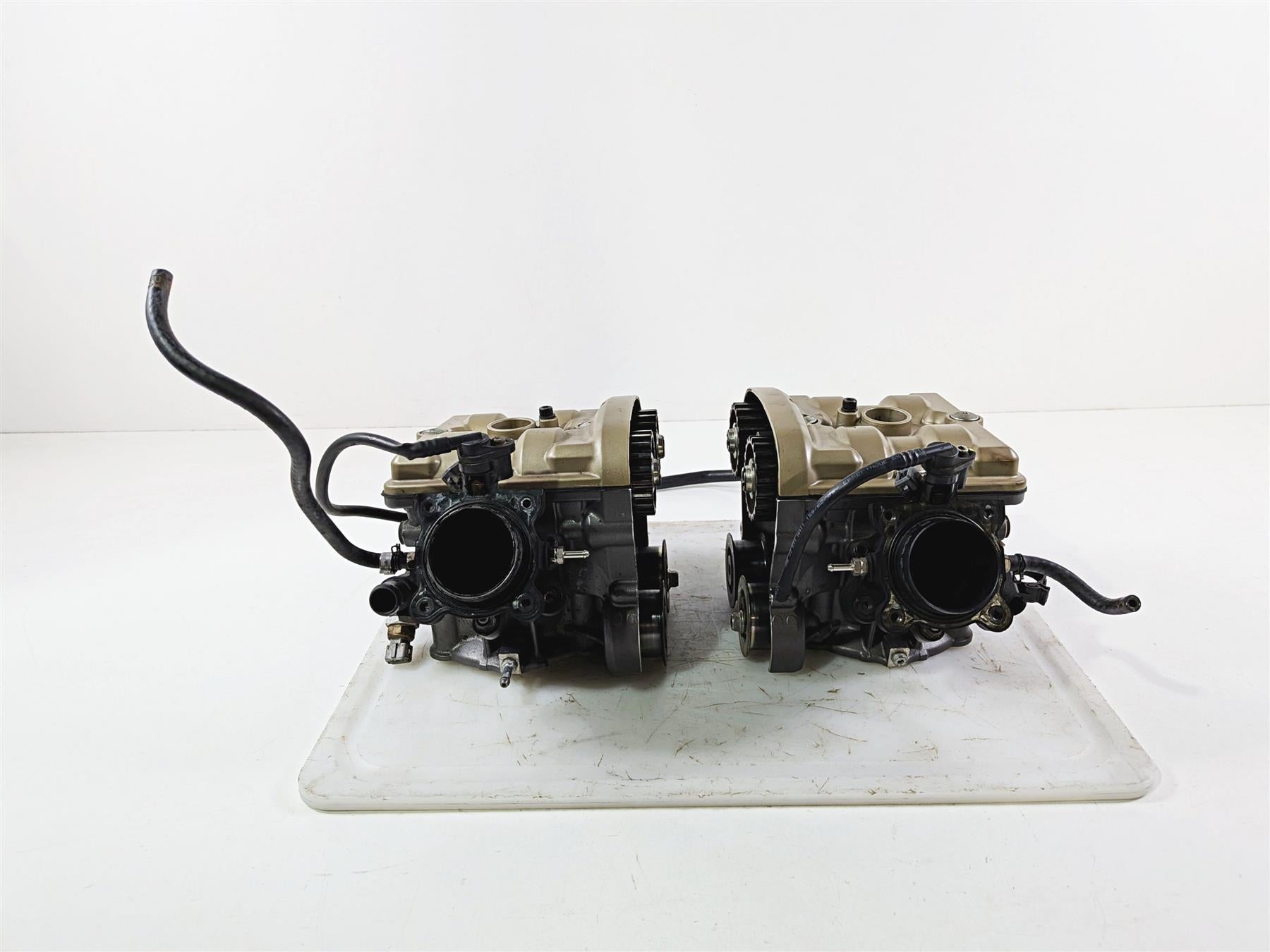 2016 Ducati Hypermotard 939 SP Front Rear Cylinder Head Set 30124081A 30124071B-Mototech271