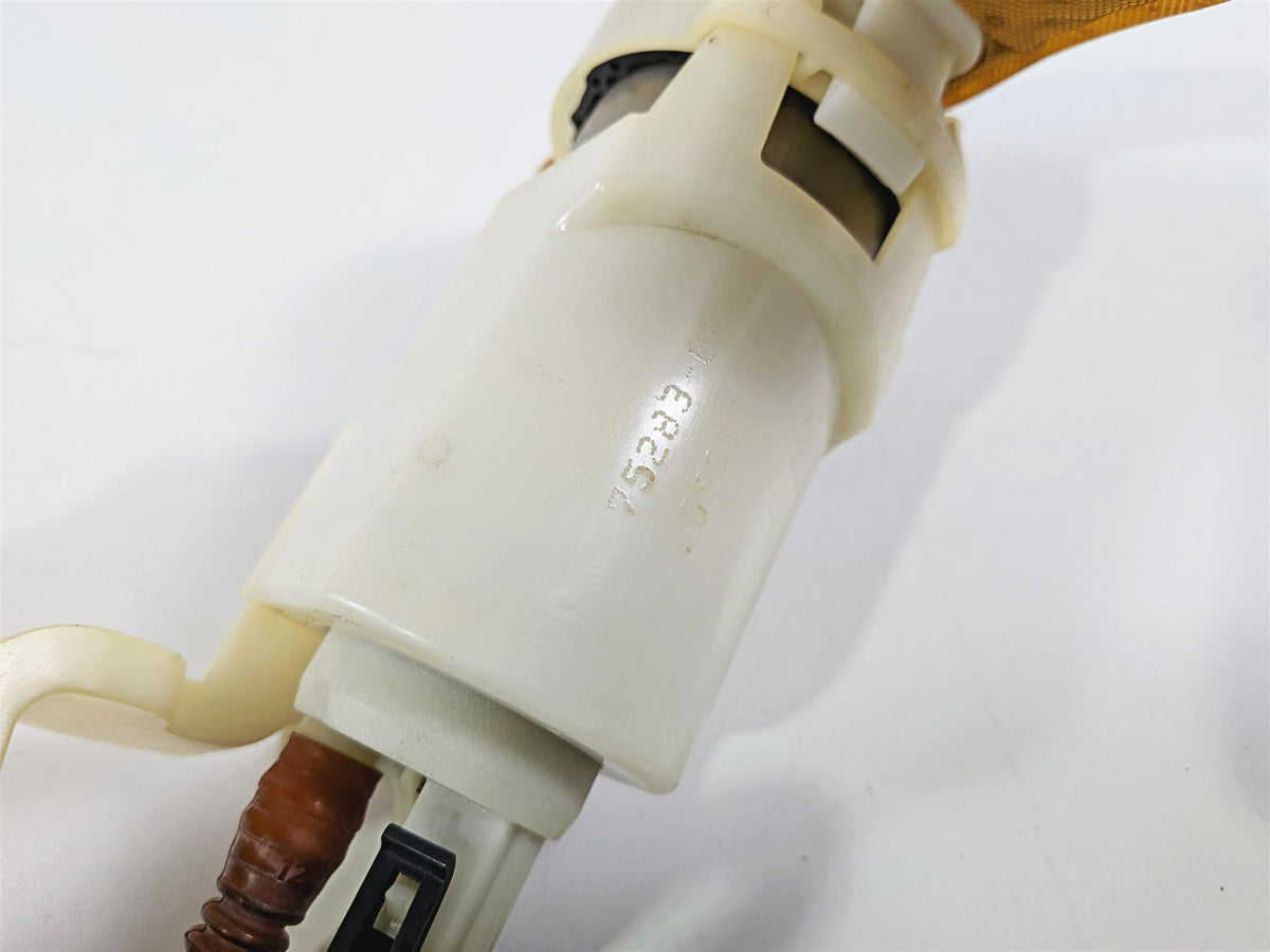 2009 Harley FXCWC Softail Rocker Fuel Gas Petrol Pump - Tested 75283-08 {{ shop.shopifyCountryName }} - Mototech271