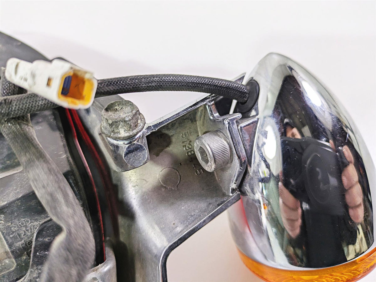 2016 Indian Chief Classic Taillight Blinker Turn Signal Plate Holder 5138445 {{ shop.shopifyCountryName }} - Mototech271