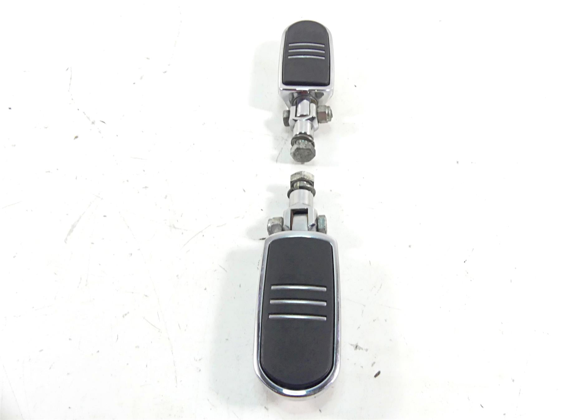2011 Harley Touring FLTRX Road Glide Highway Foot Peg Foot Rest Set {{ shop.shopifyCountryName }} - Mototech271