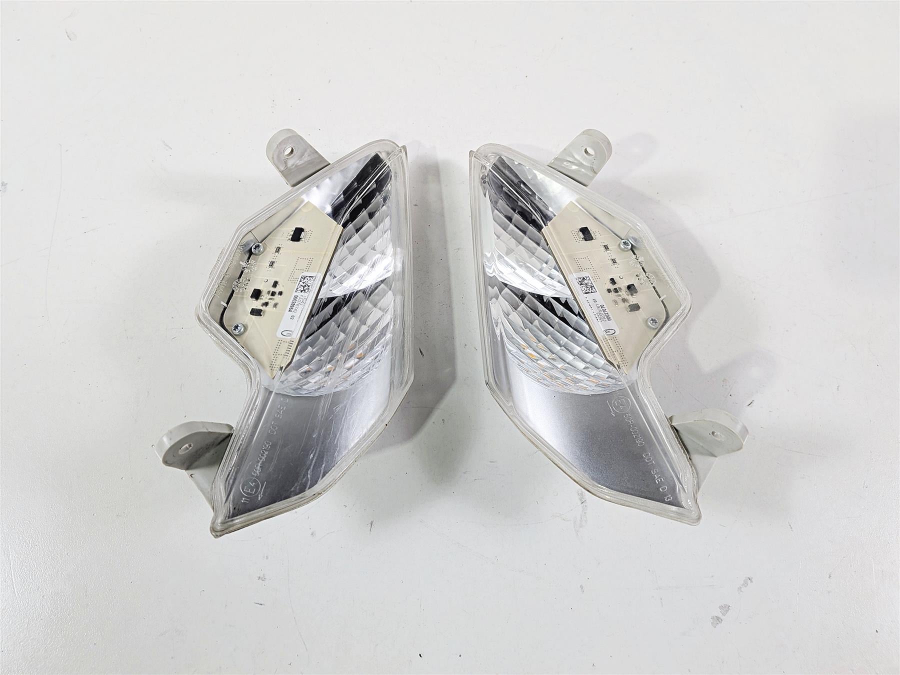 2016 BMW R1200RT RT RTW K52 Front Blinker Turn Signals 63138541625 63138541626 {{ shop.shopifyCountryName }} - Mototech271