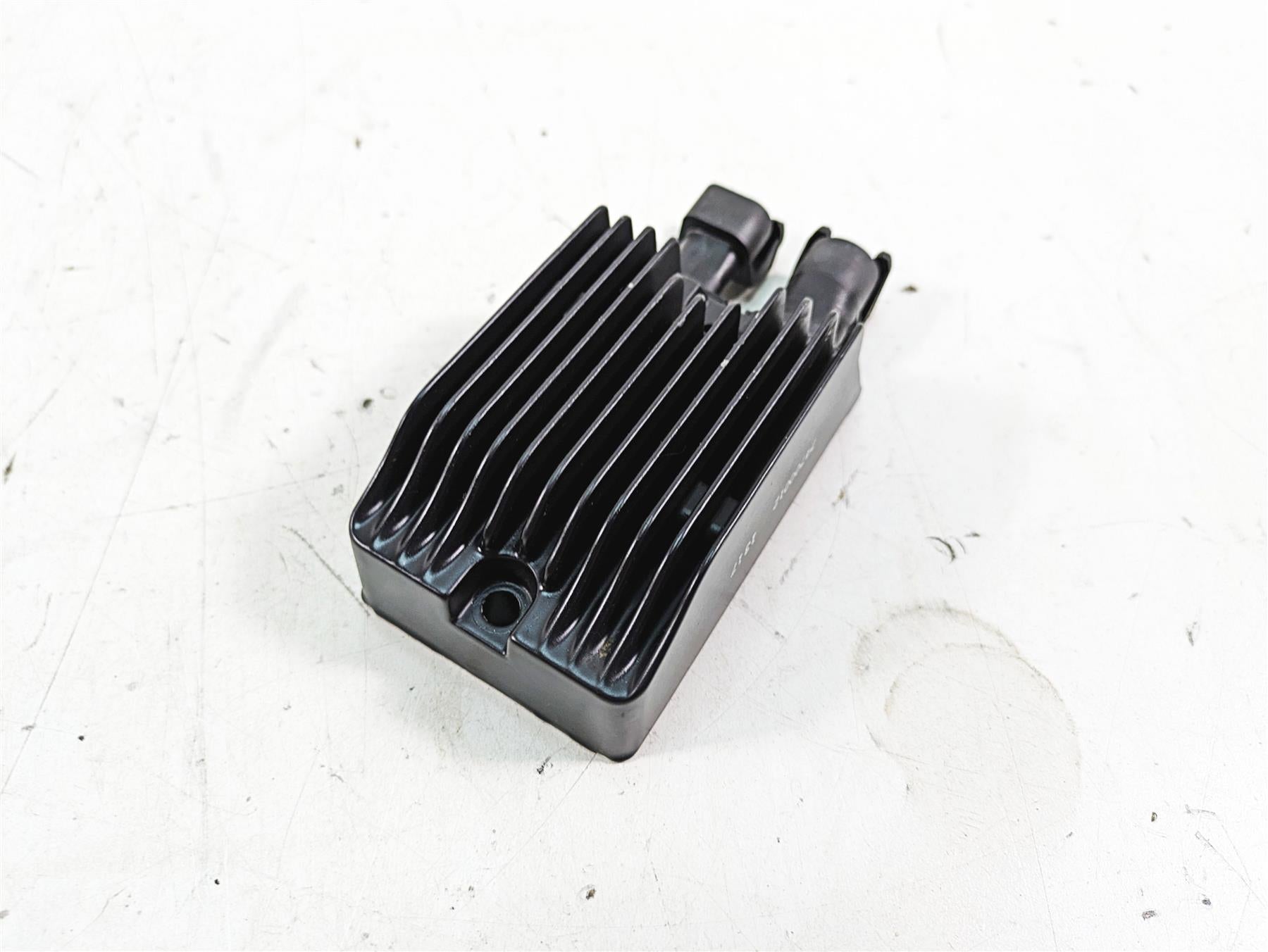 2017 Harley XL883 N Sportster Iron Rectifier Voltage Regulator 74700012 {{ shop.shopifyCountryName }} - Mototech271